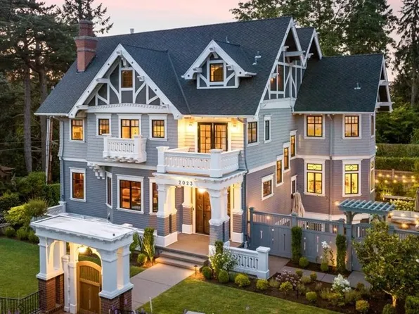 2023 SW Montgomery Dr, Portland, OR 97201