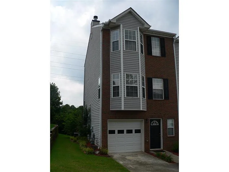 1626 Indian Way photo 1
