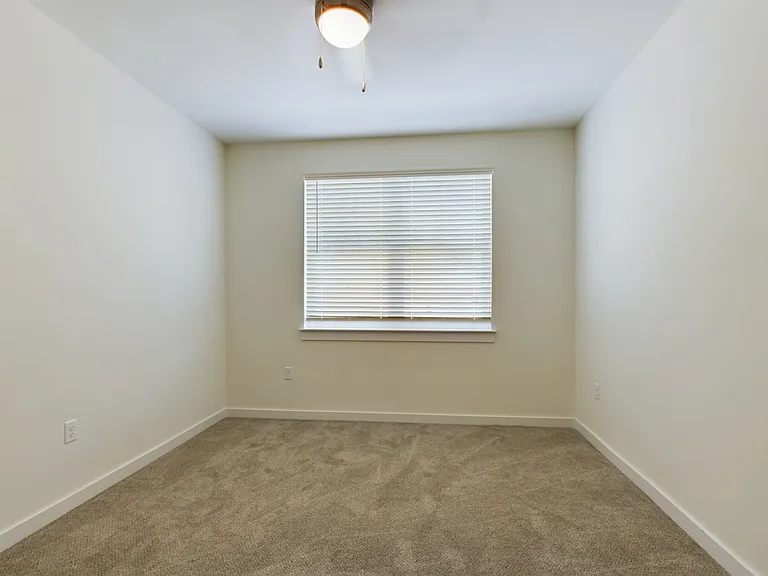Sanctuary Bluff Apartments — Photo 72