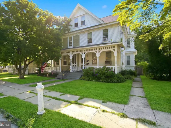 42 Union St, Mount Holly, NJ 08060