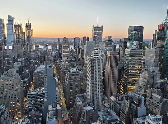 Rented by Douglas Elliman | media 16