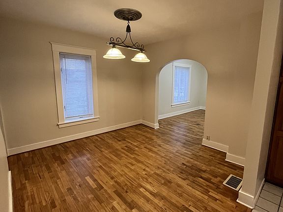 5th image of 614 Lee Ave
