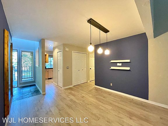 4th image of 3927 108th Ave NE Unit A-302