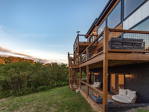 2nd image of 736 Bullwinkle Way