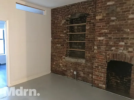 Rented by Mdrn Residential | media 3