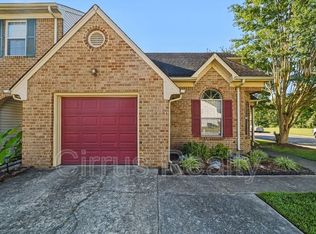 381 Westview Dr, Hampton, VA 23666