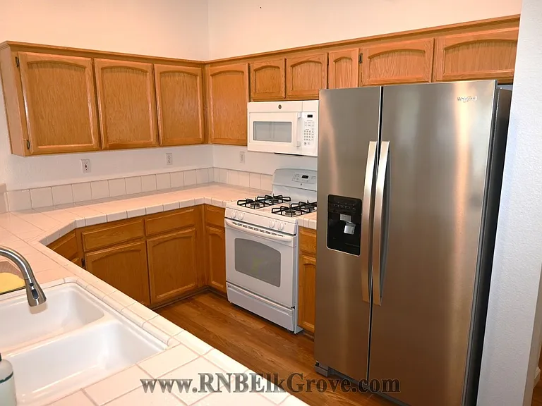 9142 Eastpointe Ct — Photo 10
