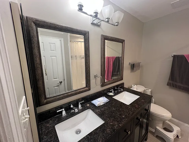 9922 Britinay Ln — Photo 14