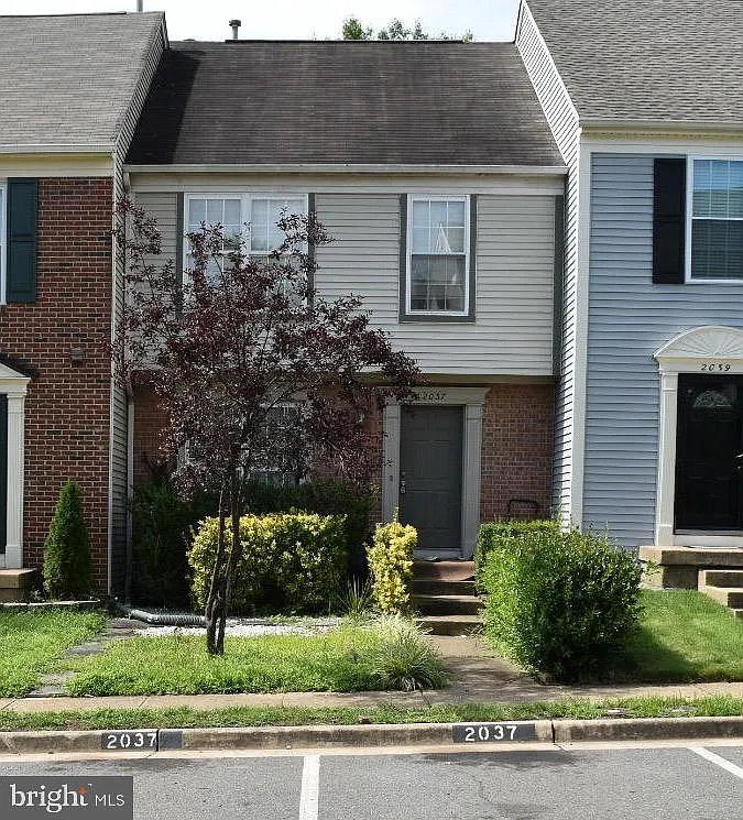 2037 Swift Stream Ct photo 1