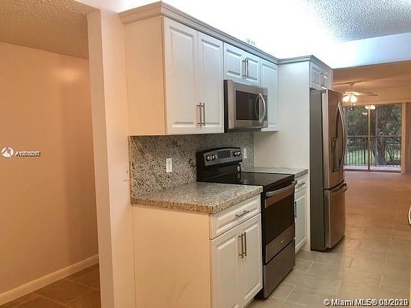 3rd image of 12501 SW 14th St APT 212R