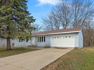 1000 4th Ave S, Buffalo, MN 55313