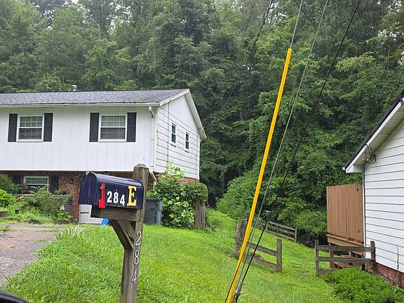 3rd image of 284 Eureka Rd