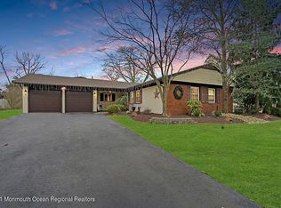 7 Fairview Rd, Marlboro, NJ 07746