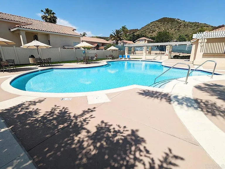 29713 Nandina Dr — Photo 40