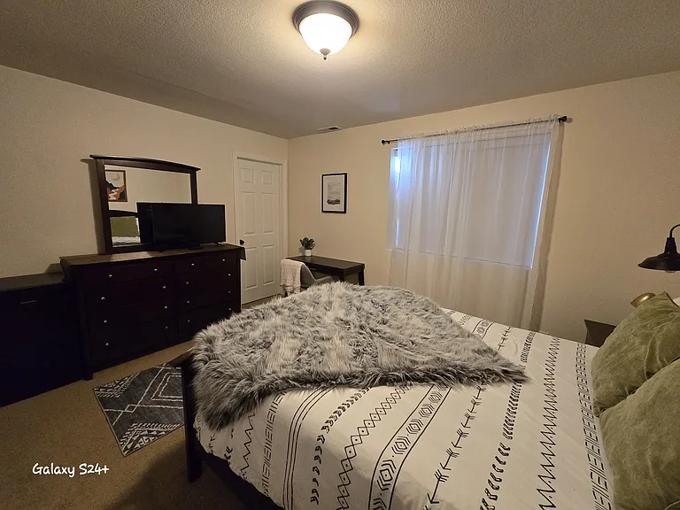 81 Loafers Ln — Photo 33