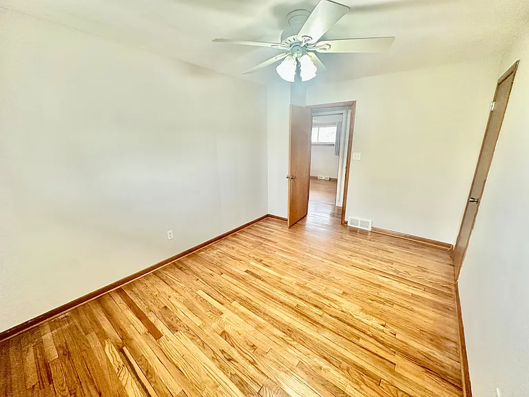 31005 Ronald Dr — Photo 7