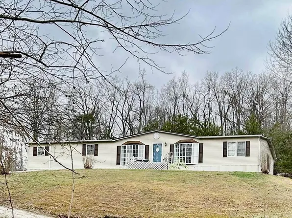 25 Fairview Dr, Louisa, KY 41230