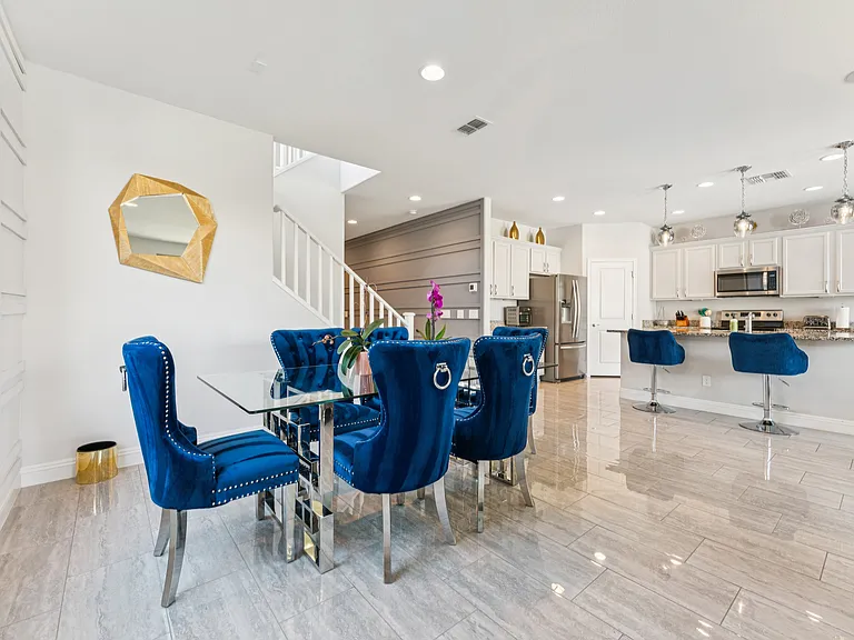 8754 W San Juan Ave — Photo 14