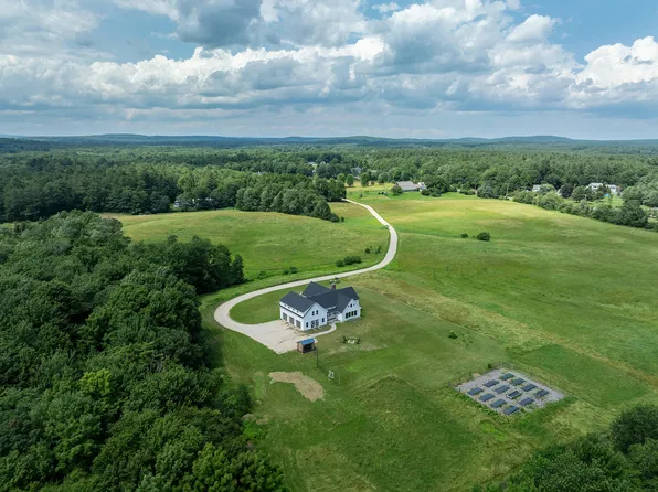 18 Leeward Passage, North Yarmouth, ME 04097