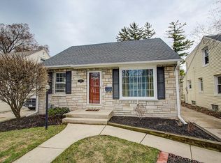 5144 N Bay Ridge Ave, Whitefish Bay, WI 53217