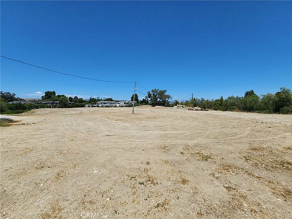3rd image of 24005 Hidden Ridge Rd