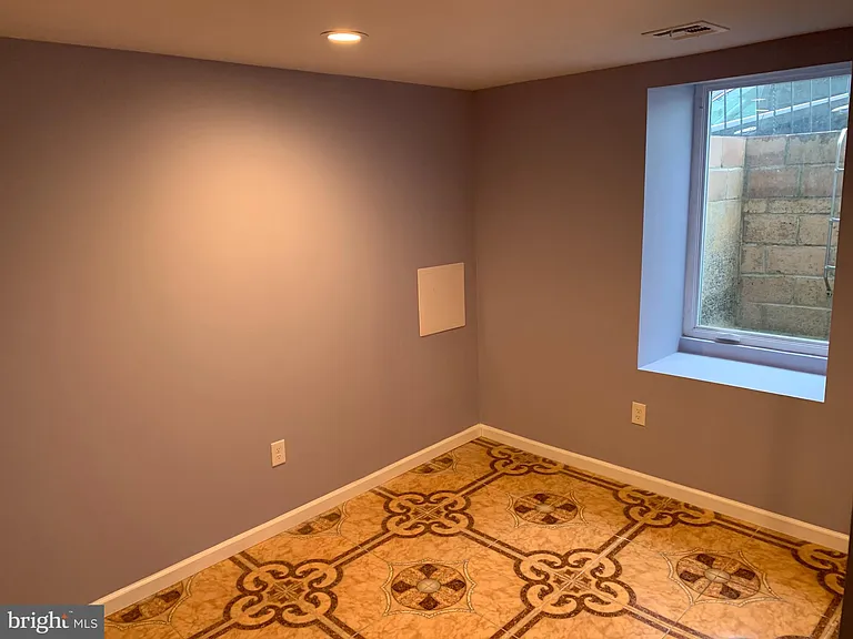 3350 Conrad St #B — Photo 14