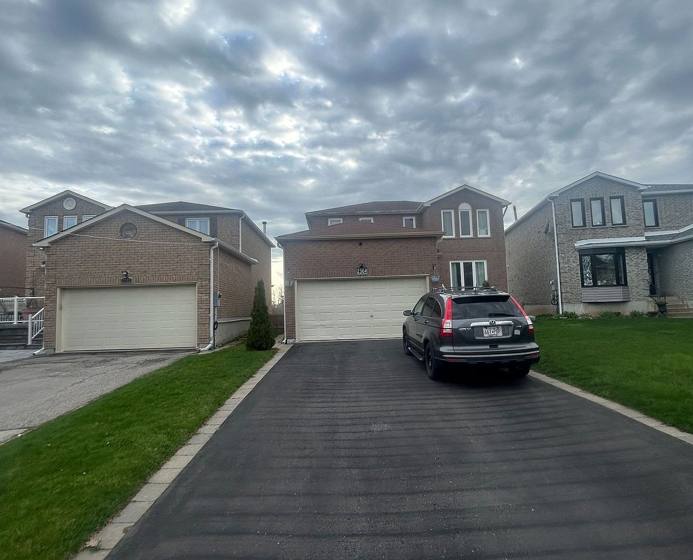 2364 Strathmore Cres BASEMENT, Pickering, ON L1X 2H8 Zillow