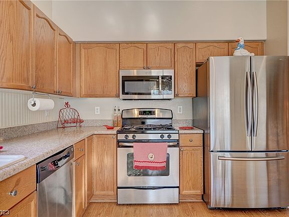 4th image of 1514 Camino Summit Ave