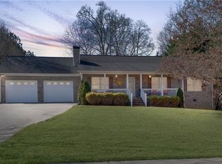 15 Railroad Pass NW, Cartersville, GA 30120
