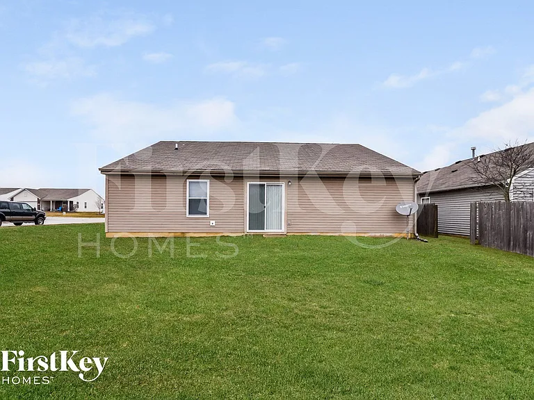 673 Loon Ln — Photo 14