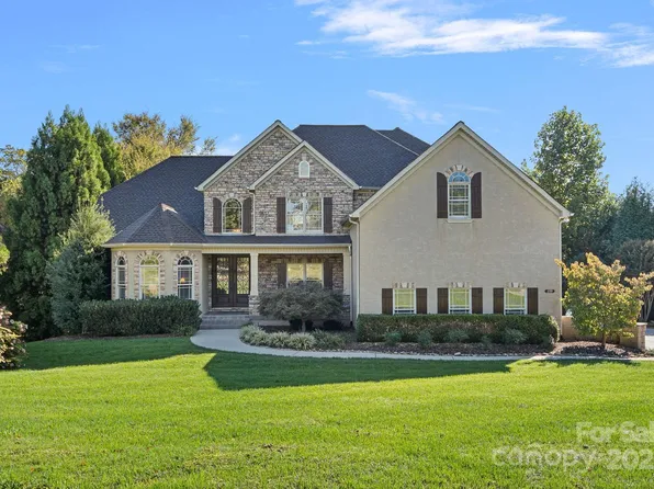159 Riverchase Ln, Mooresville, NC 28115