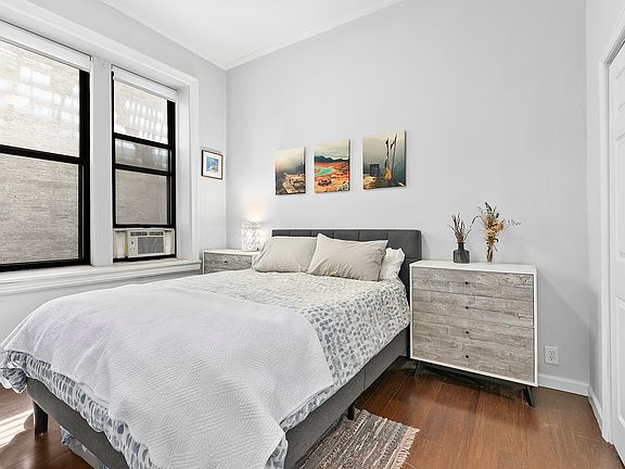 4th image of 61 Eastern Pkwy APT 1G
