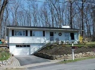 211 Hickory Rd, State College, PA 16801