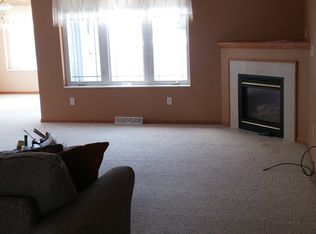 356 Wyldewood Dr #A-15, Oshkosh, WI 54904