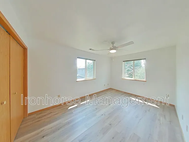 8 Michael Grove Ave #10 — Photo 15