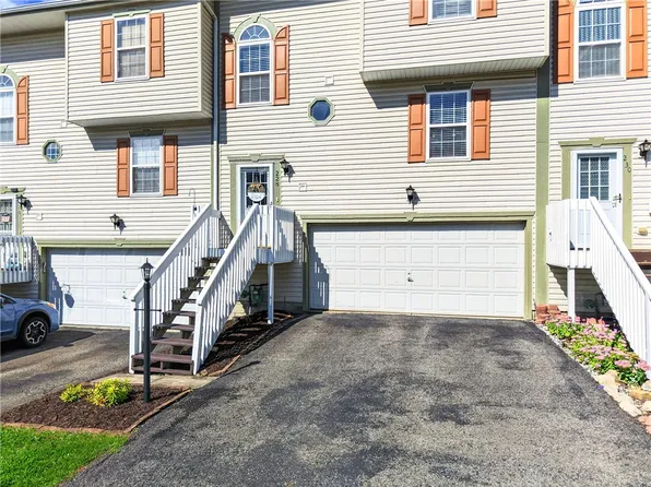 228 Scenic Hill Dr, Carnegie, PA 15106
