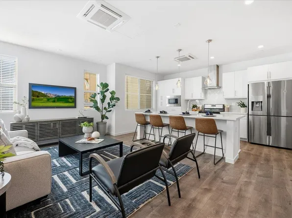 471 Tailoff Ln #99A, Sacramento, CA 95818