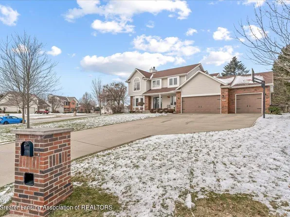 1507 Settlers Hill Dr, Lansing, MI 48917