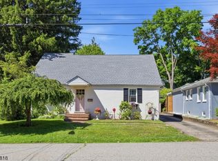512 Monroe St, Hackettstown Town, NJ 07840