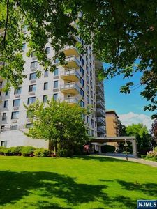 307 Prospect Ave APT 9A, Hackensack, NJ, 07601