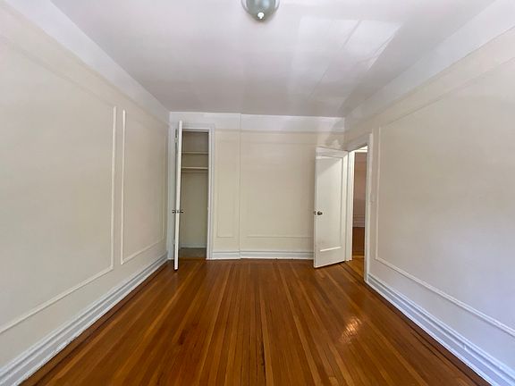 4th image of 83-43 118th St #21