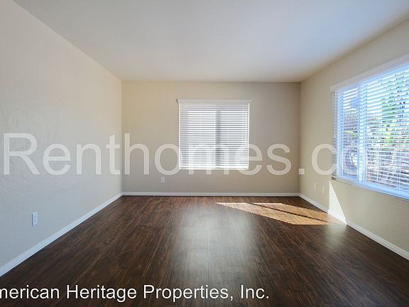 2nd image of 10763 Parkdale Ave