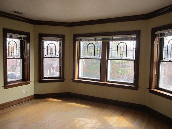 2nd image of 1818 Euclid Ave
