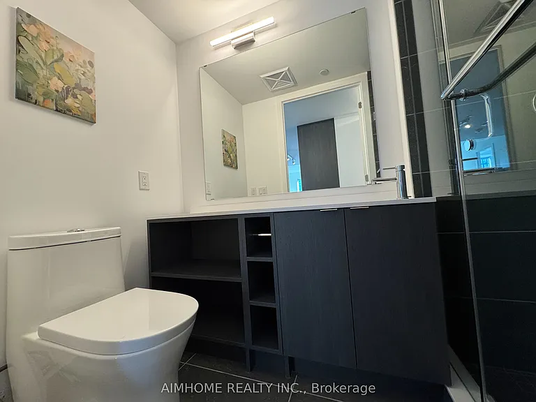 100 Queen St E #3103 — Photo 8
