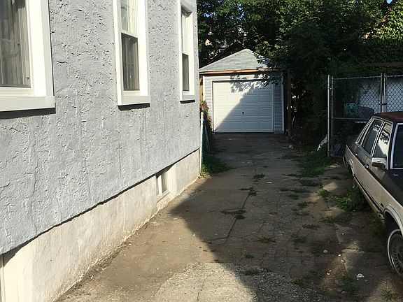 5th image of 233RD St