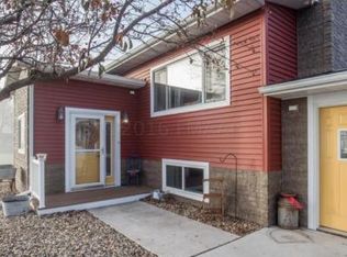 275 5th St, Davenport, ND 58021