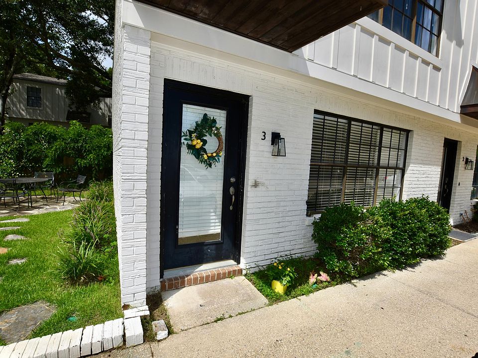 Front Entrance to Unit #3