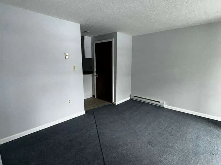 24 North St #1B — Photo 5