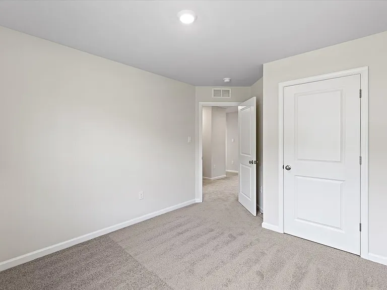113 Malibu Dr — Photo 27