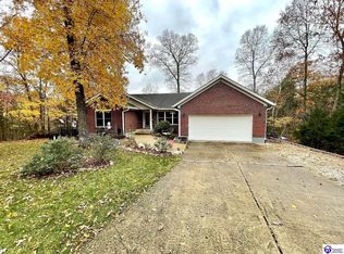 206 Glenn Eagle Rd, Brandenburg, KY 40108